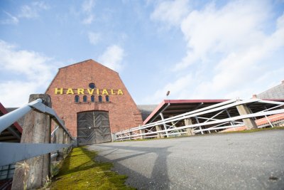 VRJ siirtää Enviren ja pihaverkkokauppa.fi:n osaksi Harvialaa